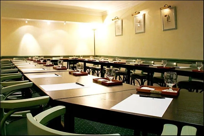 Aparthotel Pavillon Courcelles Parc Monceau