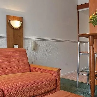 Aparthotel Pavillon Courcelles Parc Monceau Parijs