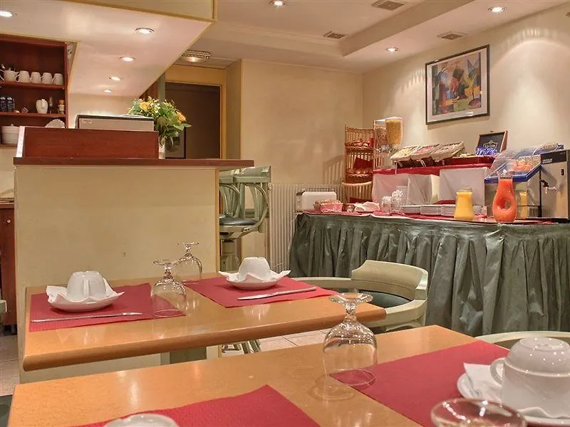 Pavillon Courcelles Parc Monceau 3* פריז